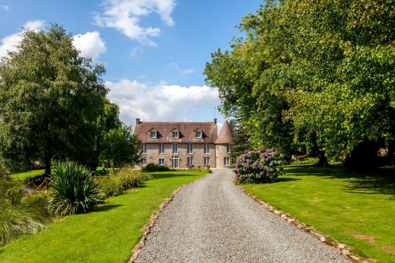 Hotel Manoir De La Porte Sainte-Pience Exterior foto